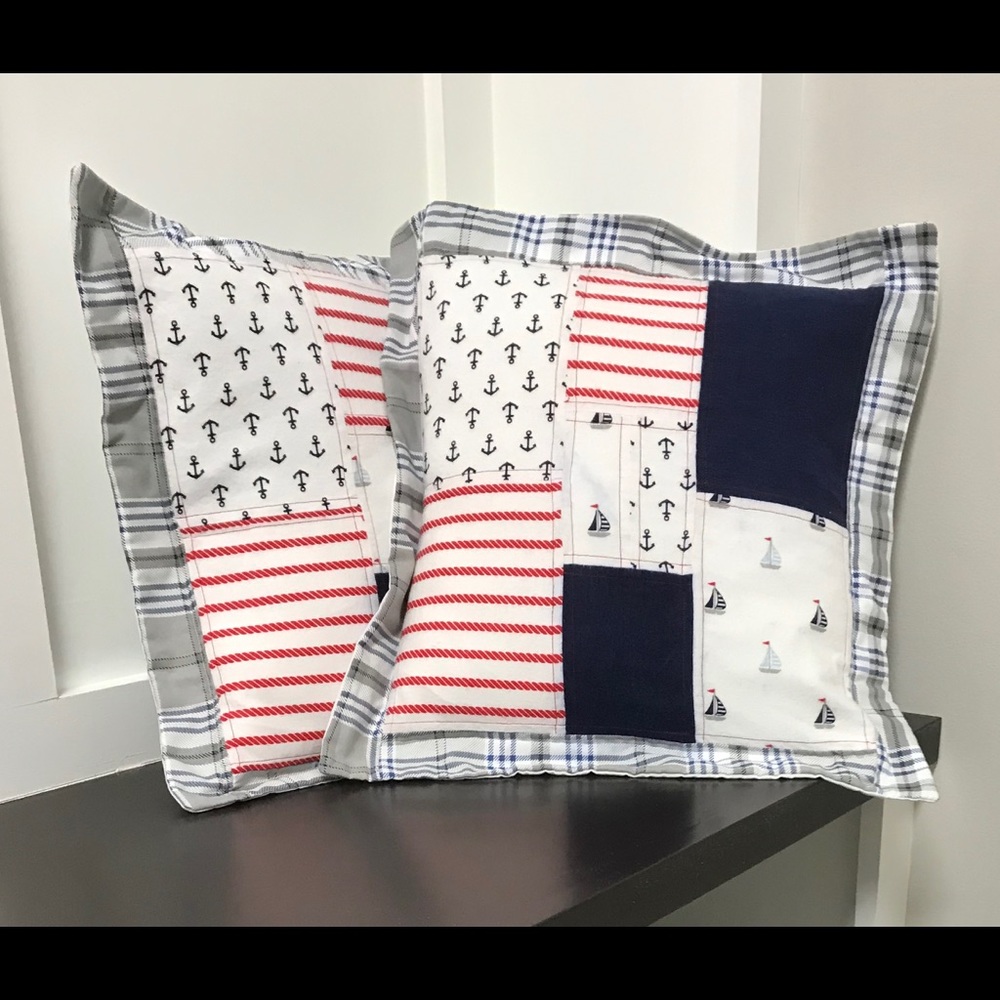 Handmade rag quilt, matching throw pillow shams - Picture 3 of 8